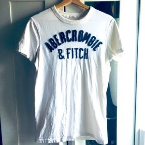 Abercrombie and Fitch tee